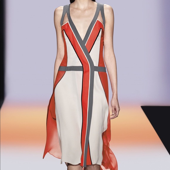 BCBGMaxAzria Dresses & Skirts - BCBG Runway dress